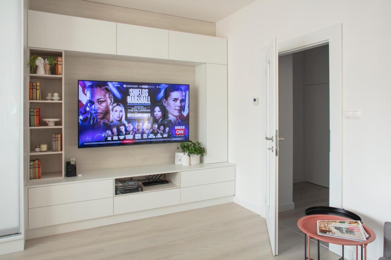 Light Room By Zoom Apartments Bratysława Zewnętrze zdjęcie